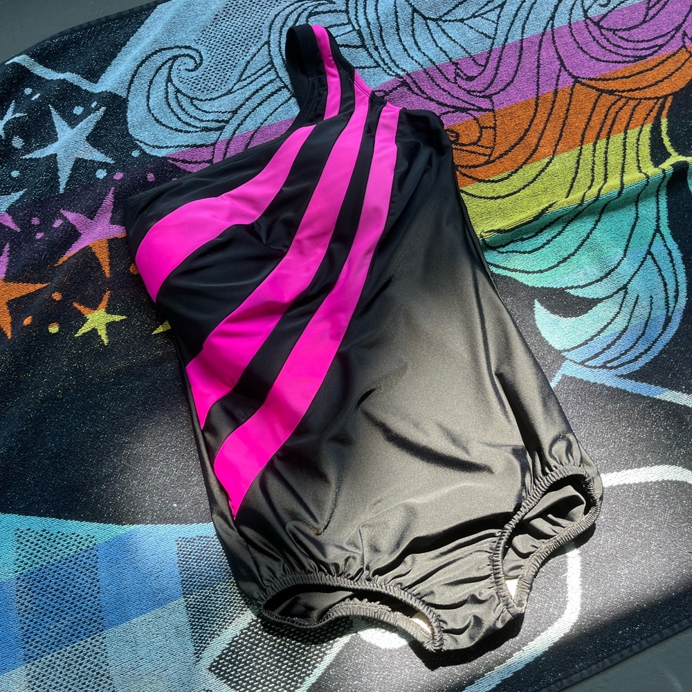 One Shoulder Pink Stripped Vintage One Piece Swimsuit